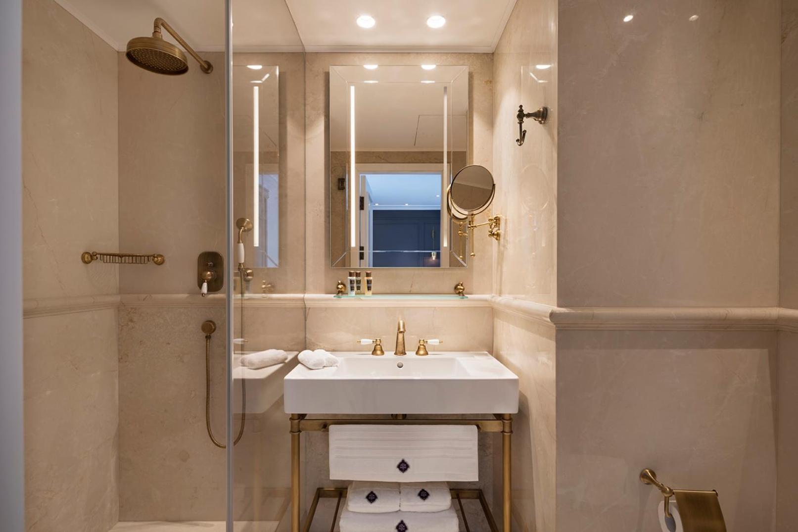 Classic Double Room,1223191360:JPEG