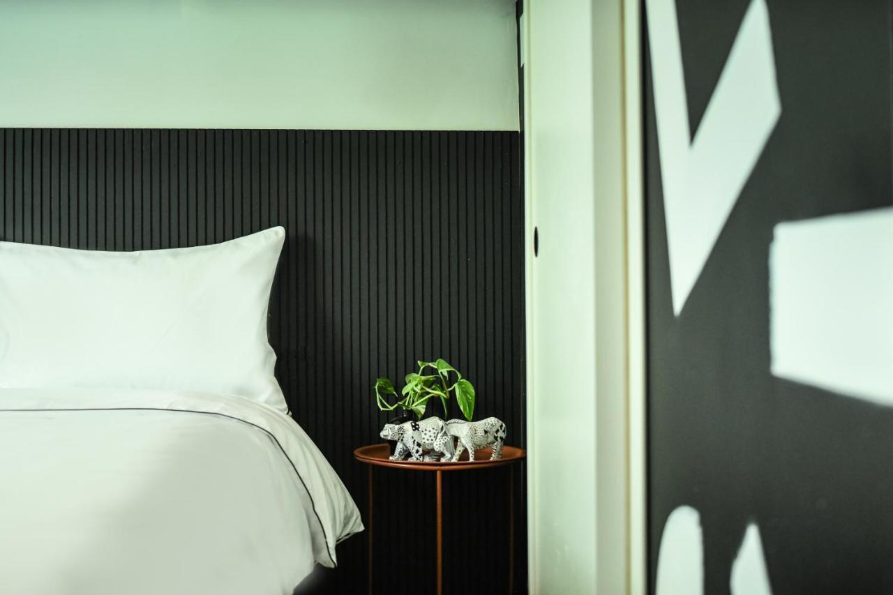 Single Room,1304369437:JPEG