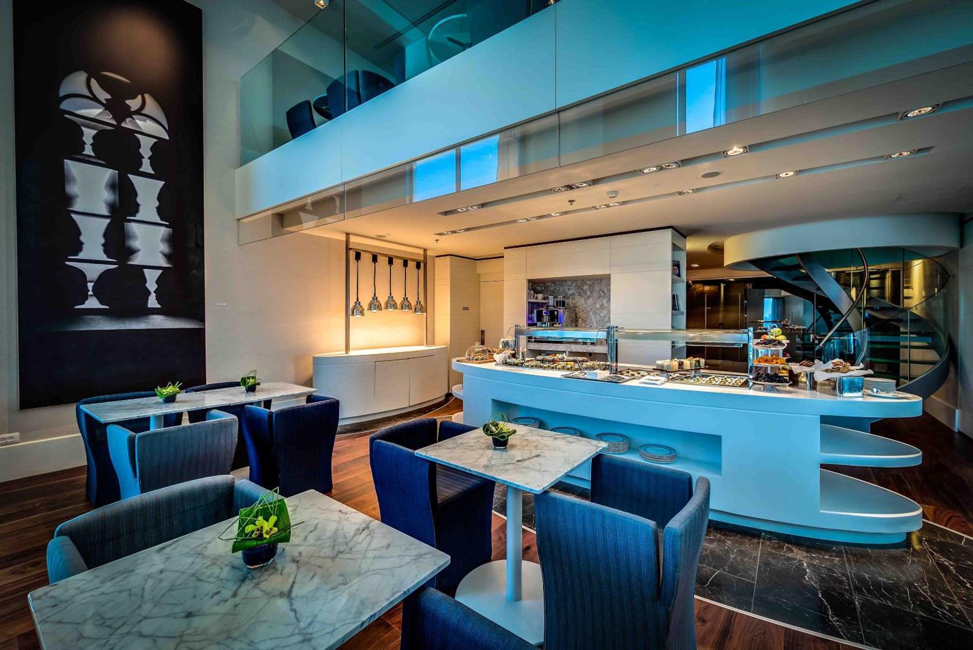 Habitación Executive con acceso al salón