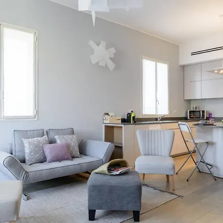 Italian Design Apartment In Rothschild Blvd-3
